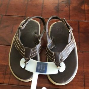 New Gap Sandals Size 9-10 Leather brown
